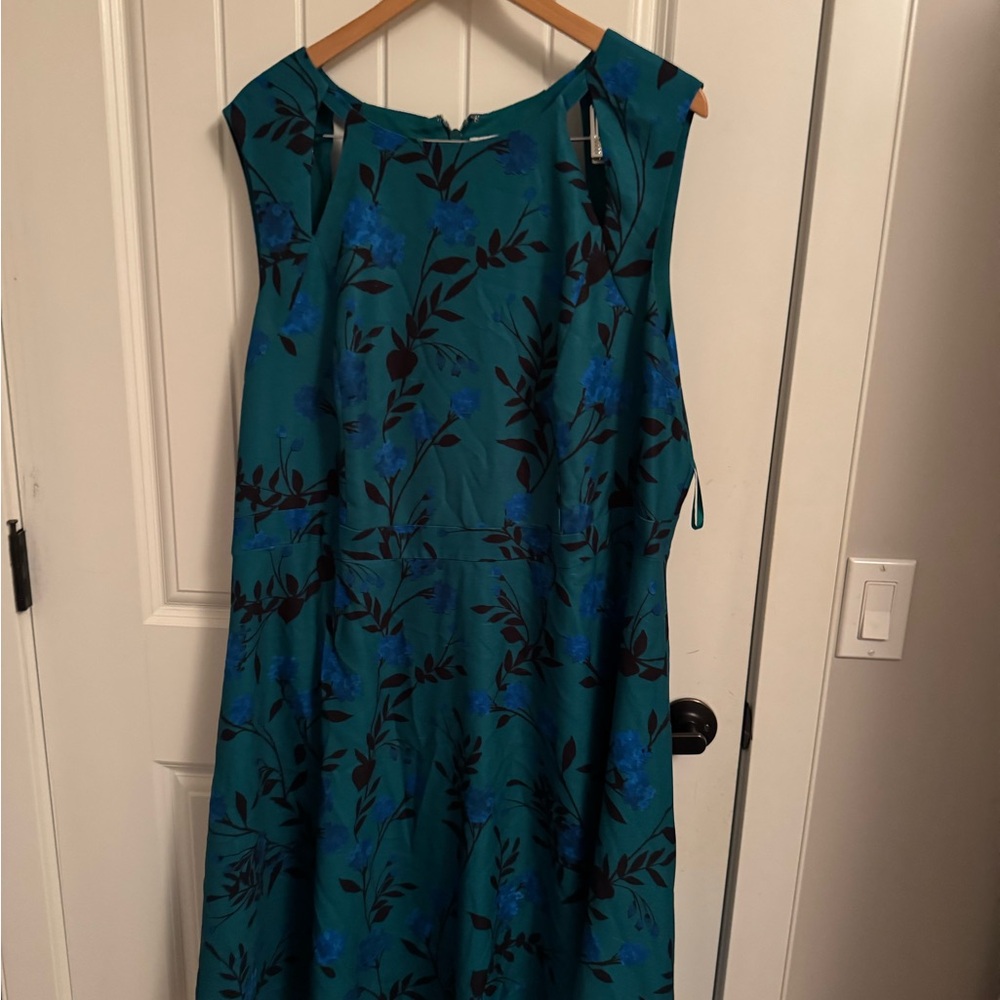 Elegant Teal Floral Dress